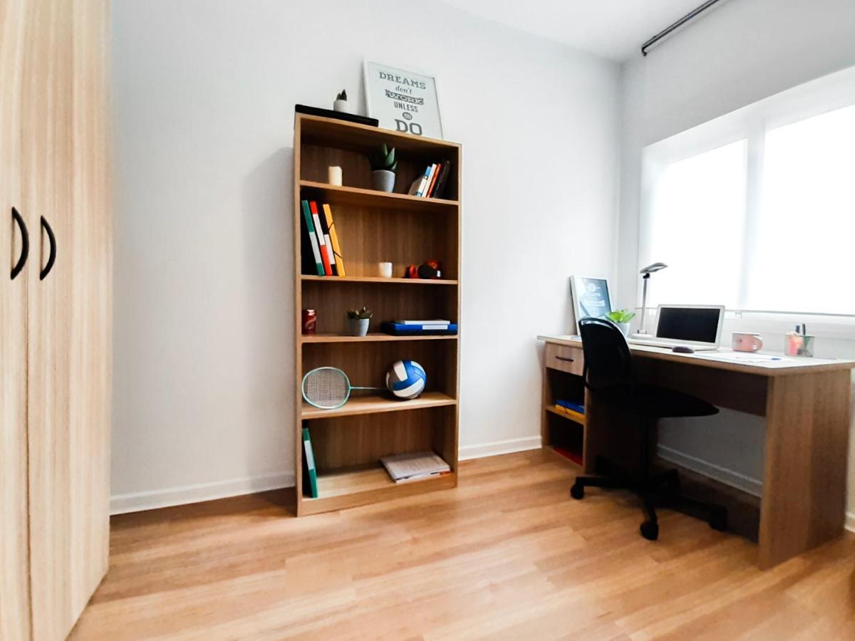 Micampus Malaga Student Residence Eksteriør bilde
